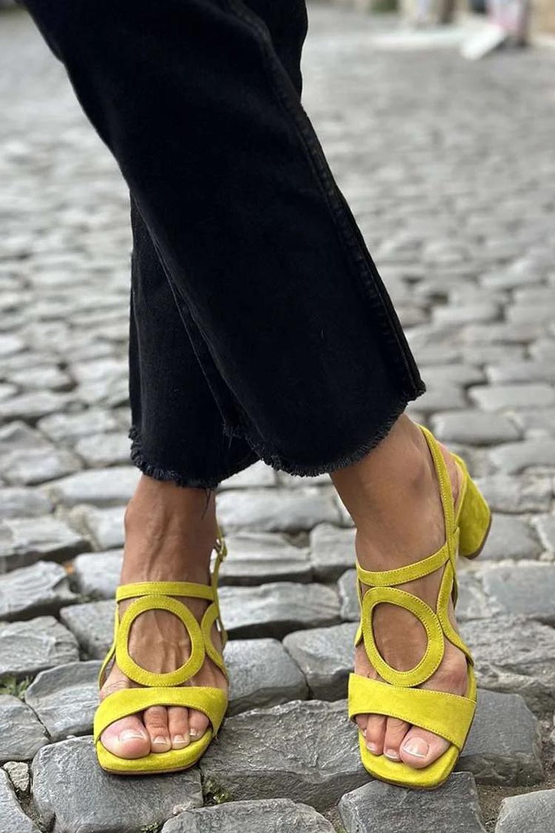 Estela | Square Toe Cut-Out Sandals