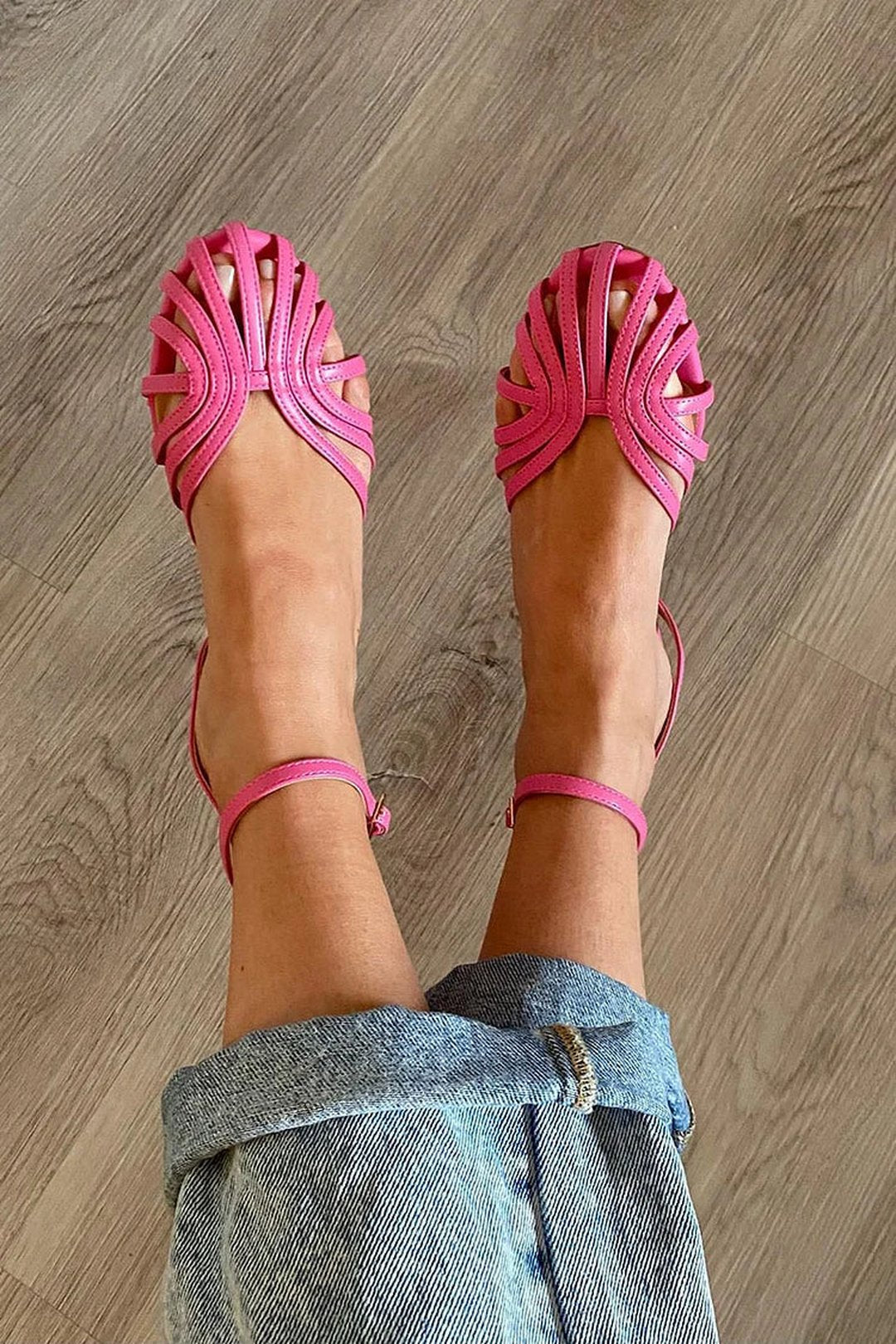Marybeth | Round Toe Strap Sandals