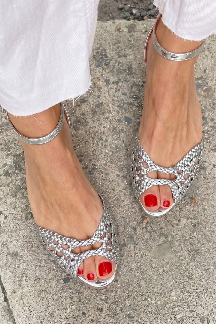 Mandi | Ankle Strap Sandals