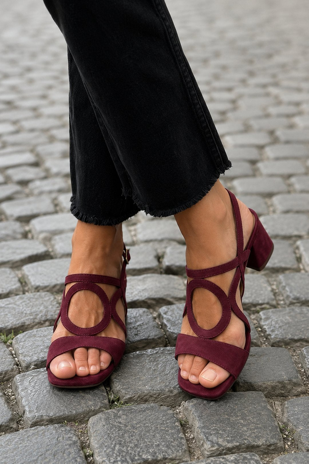 Estela | Square Toe Cut-Out Sandals