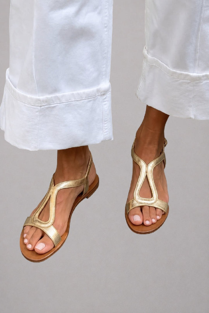 Consuelo | Elegant Flat Sandals