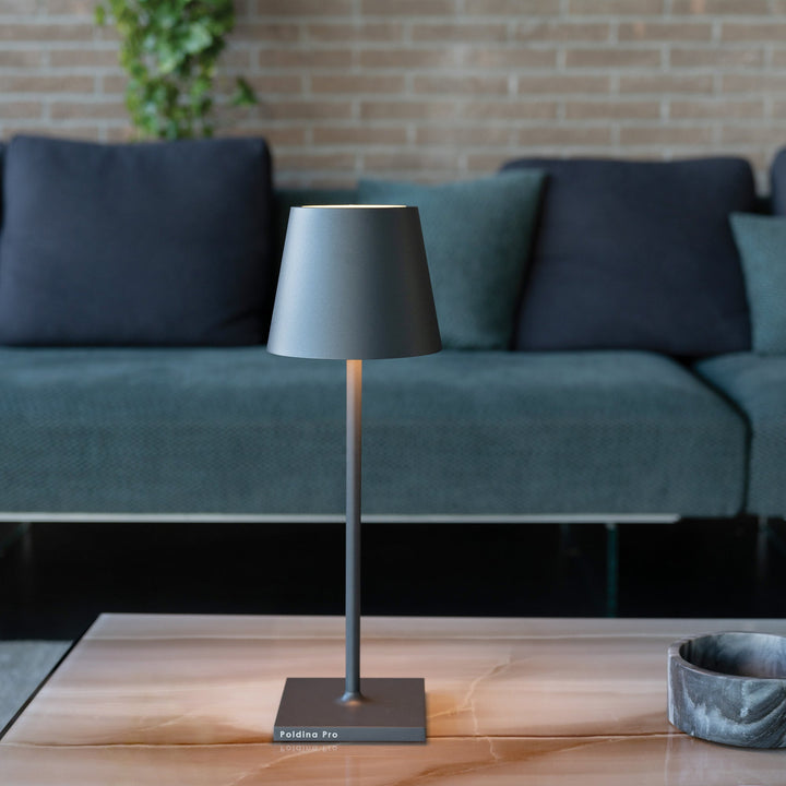 Poldina Pro L Desk Lamp