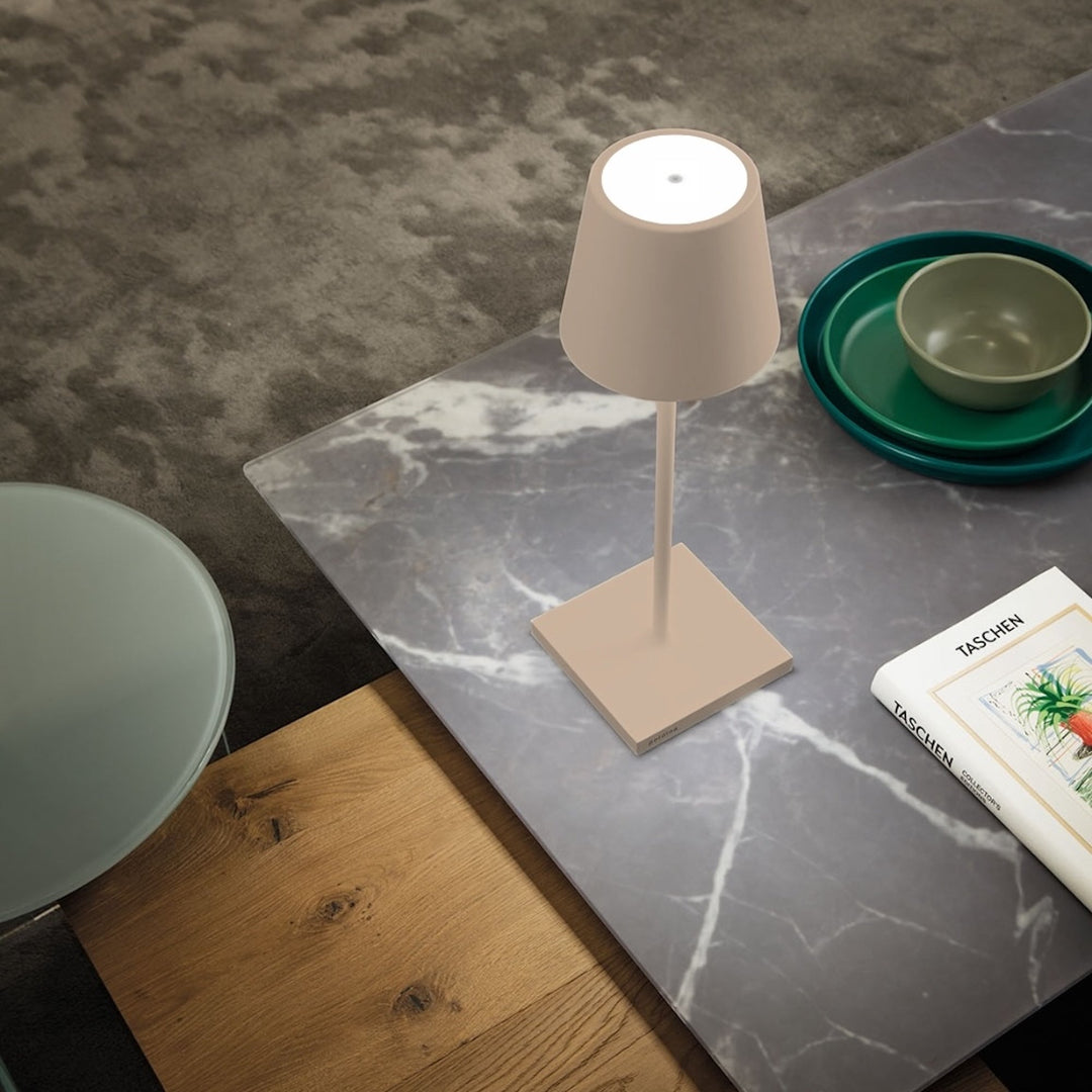 Poldina Pro L Desk Lamp