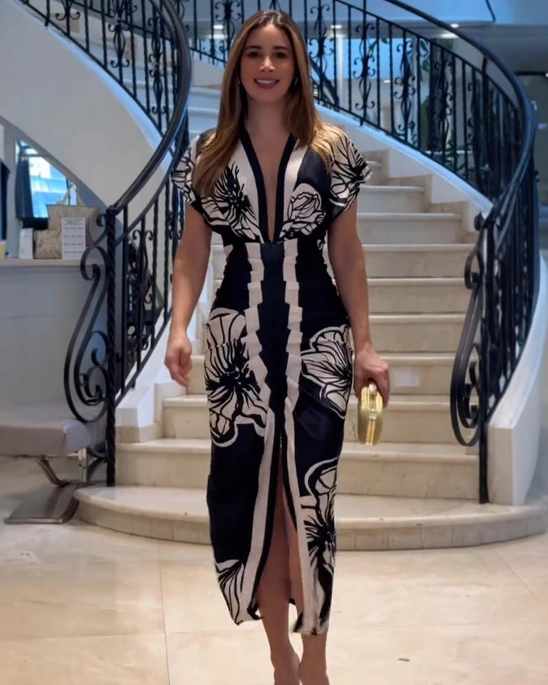 Sansa | Chic Pleated Dress