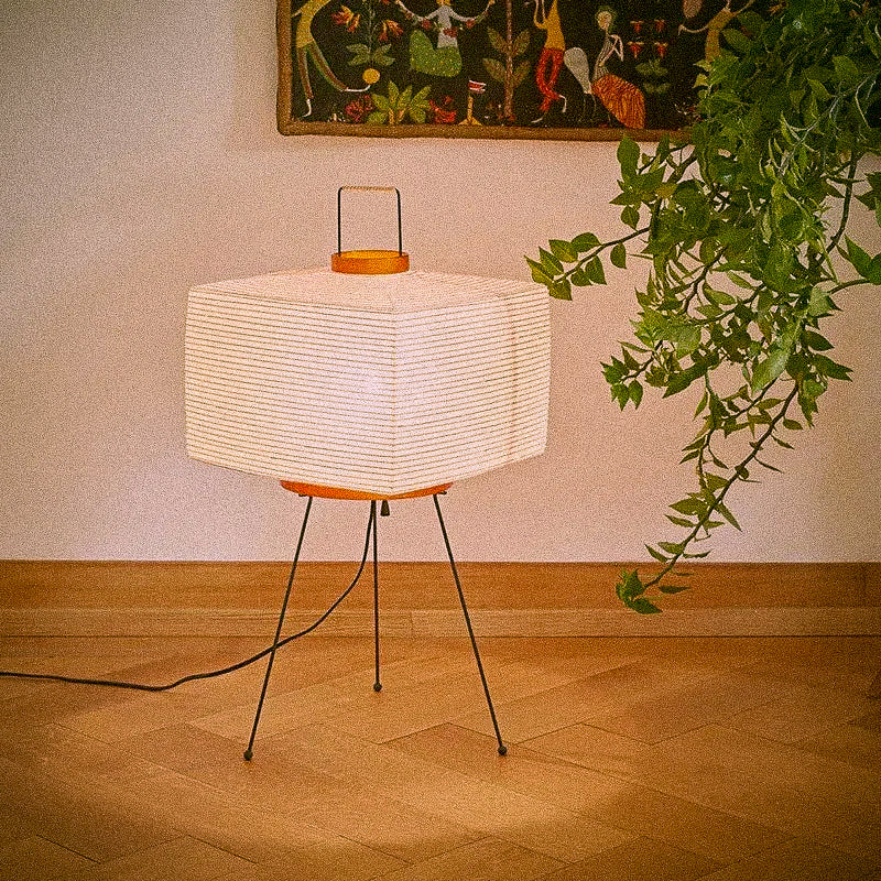 Yoko - Cube-Shaped Tripod Floor Lamp