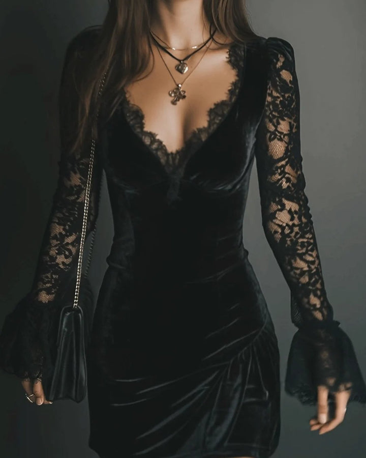 Evalyn | Velvet and Lace Mini Dress