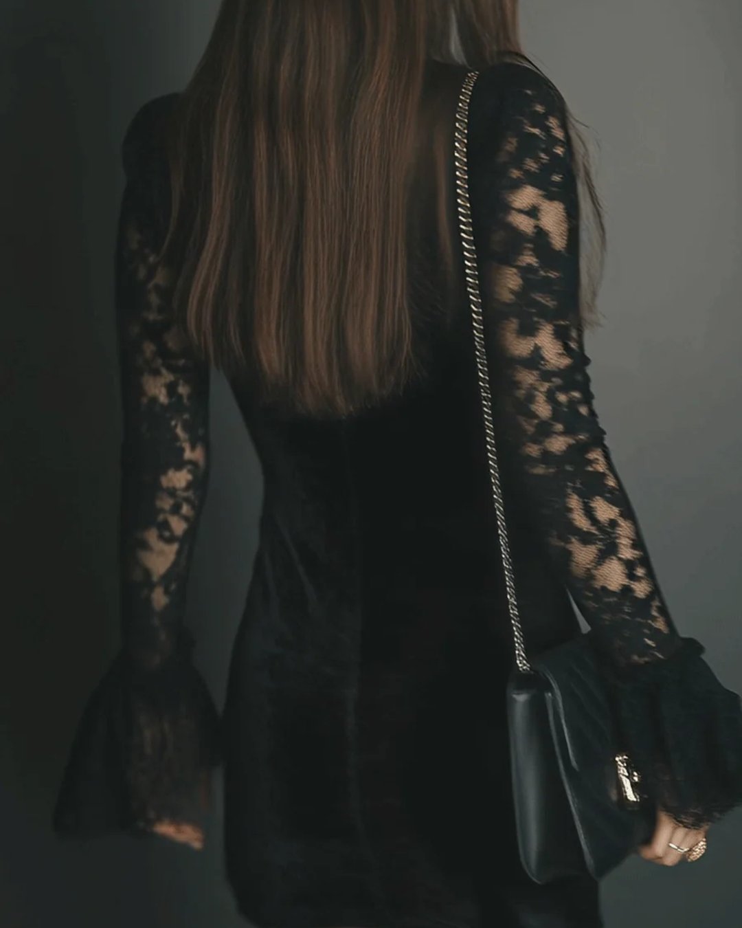 Evalyn | Velvet and Lace Mini Dress