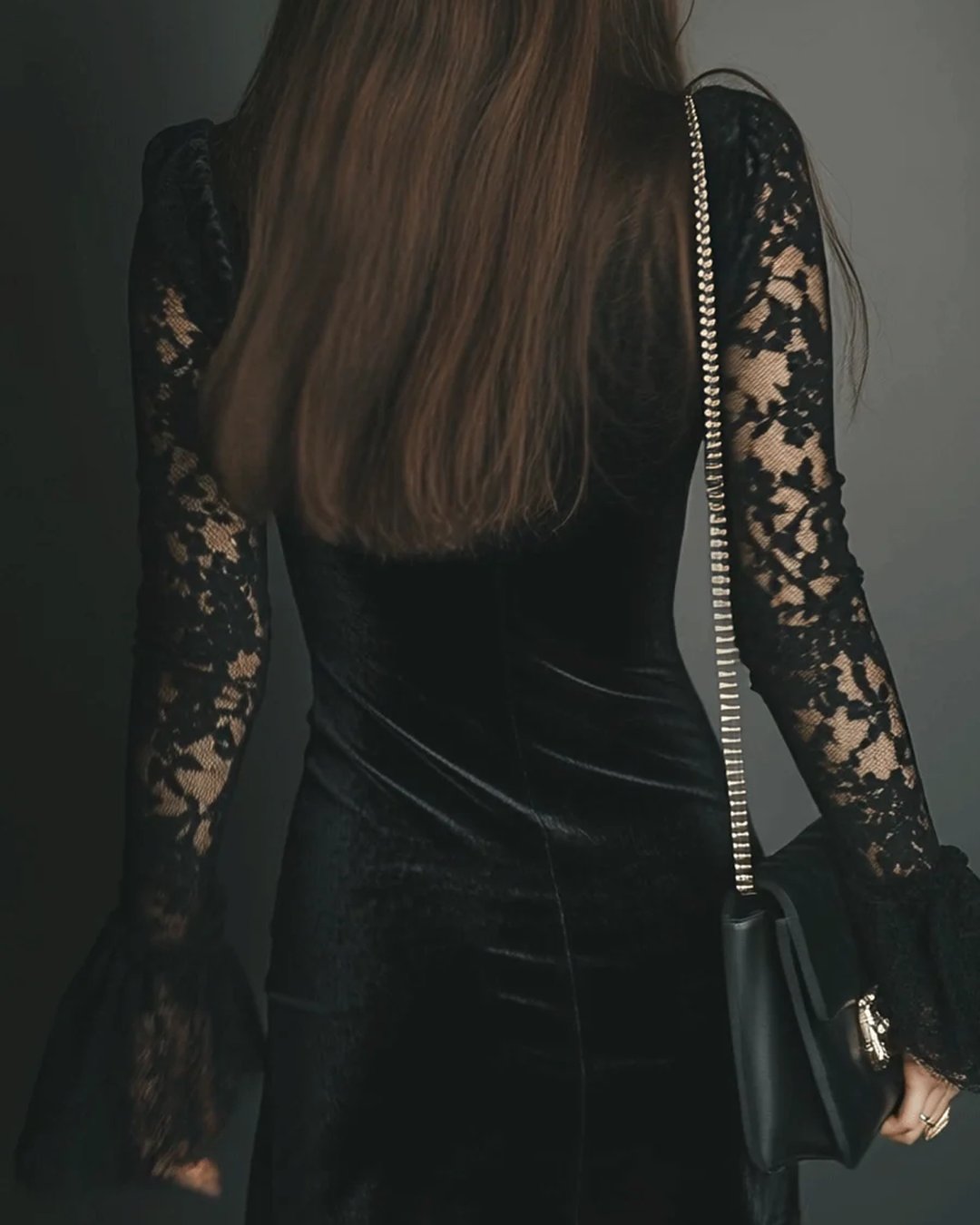 Evalyn | Velvet and Lace Mini Dress