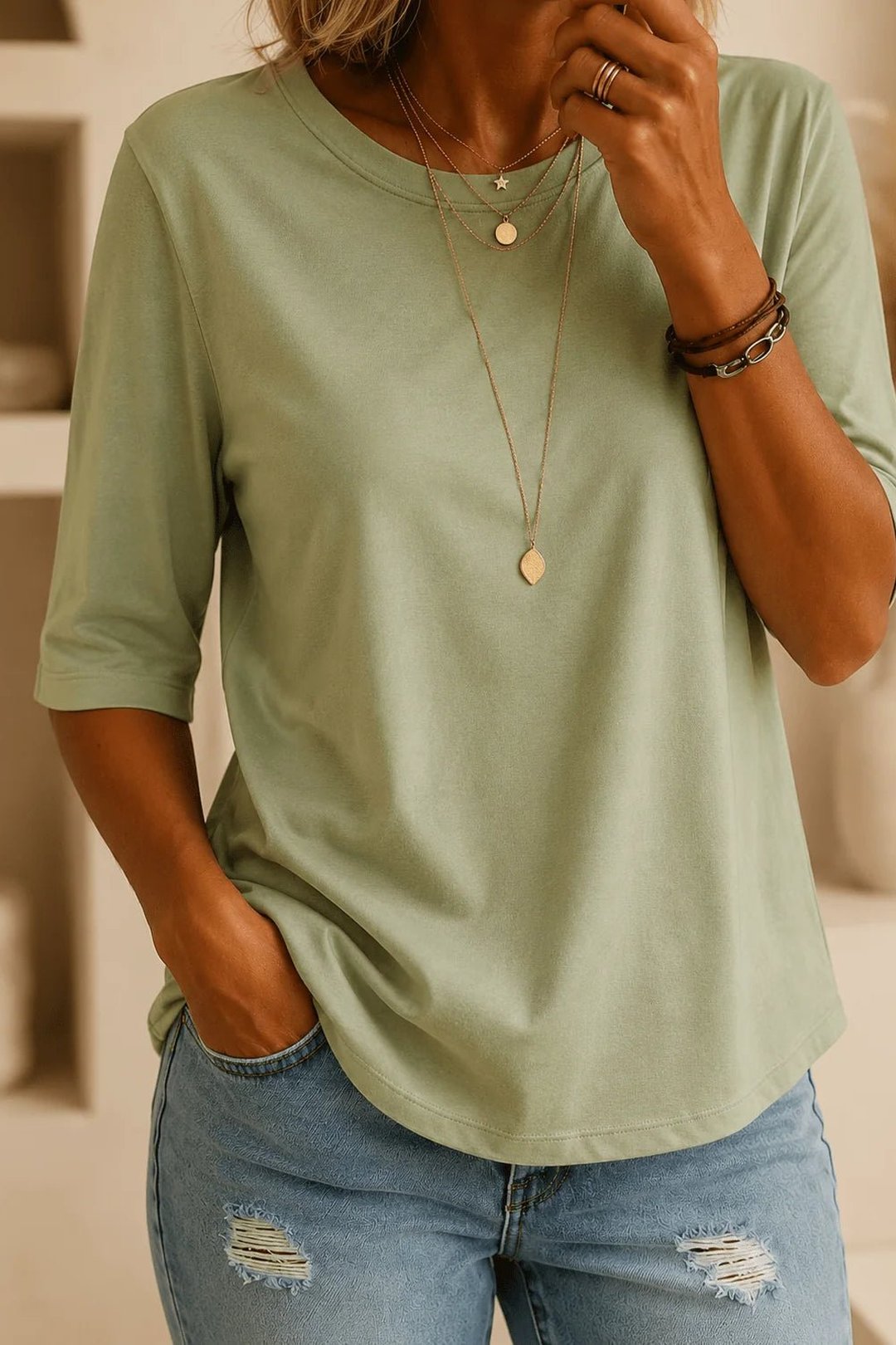 Jana | Essential Comfort Tee