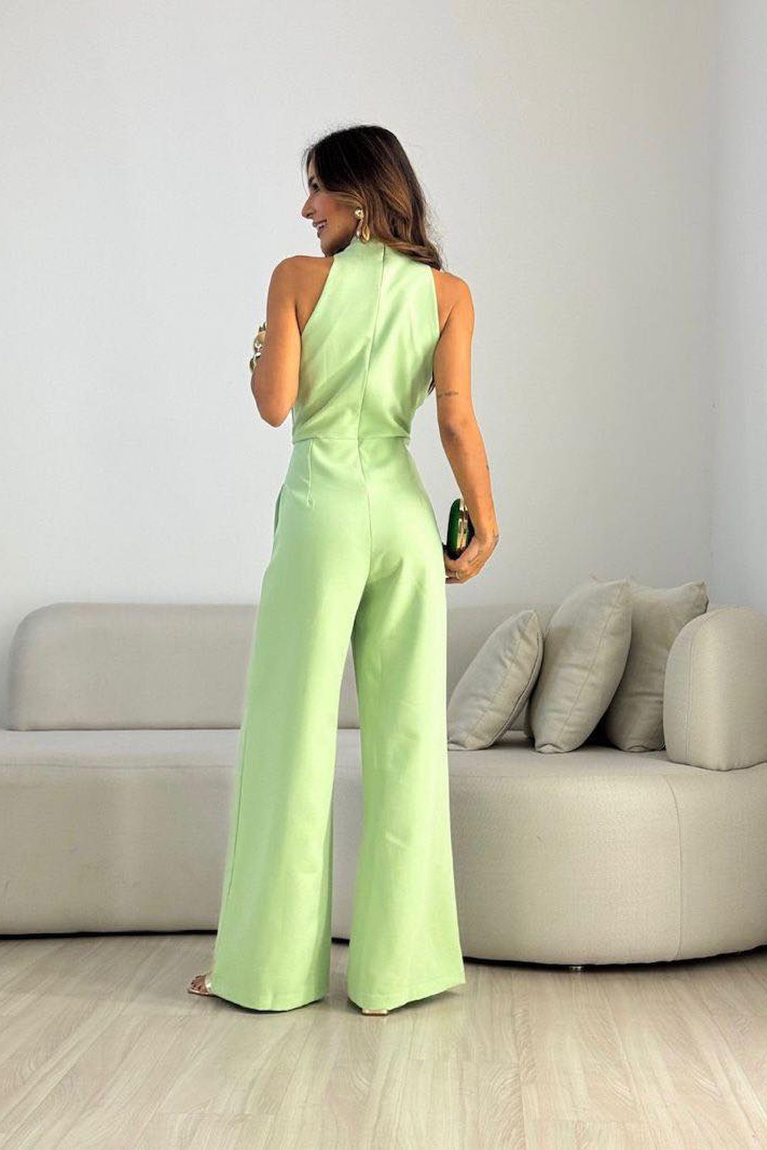 Viridiana | Elegant and Flattering Jumpsuit