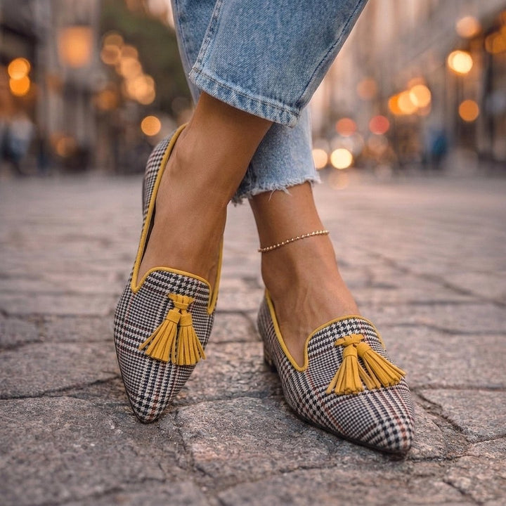 Karenina | Pointed Flats