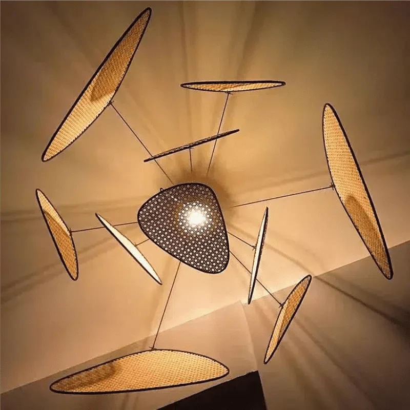 Oaks - Luxurious Chandelier