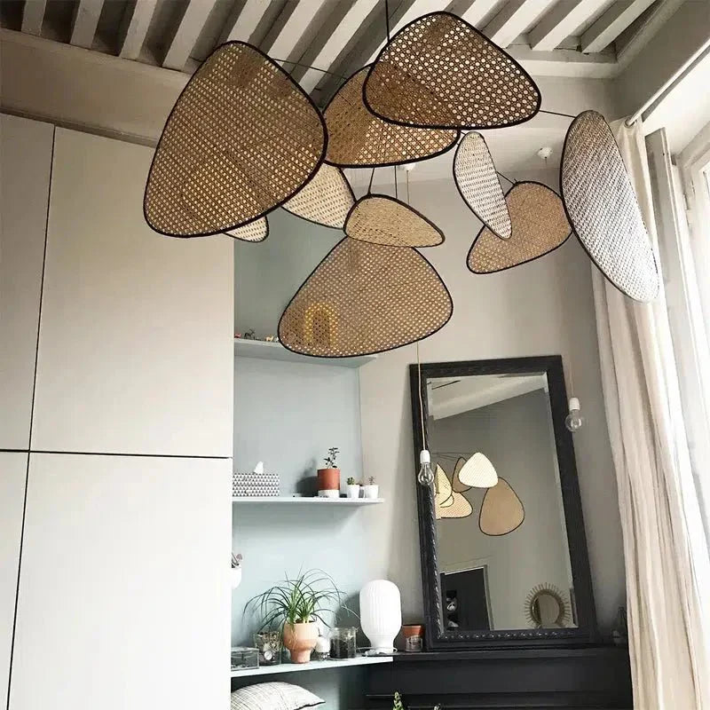 Oaks - Luxurious Chandelier