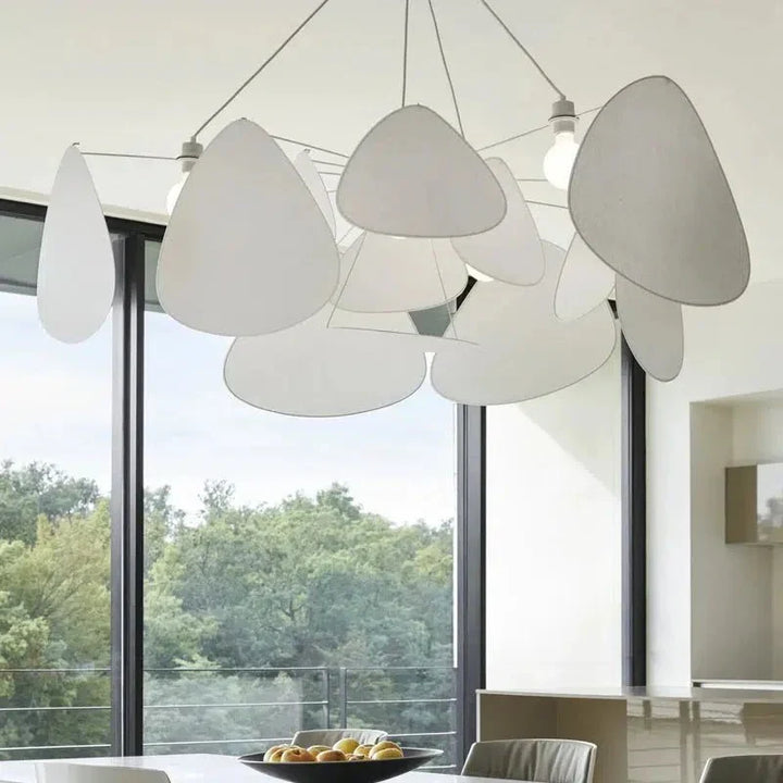 Oaks - Luxurious Chandelier