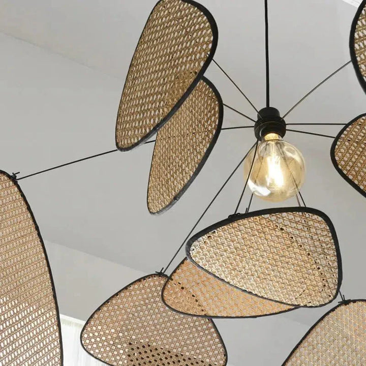 Oaks - Luxurious Chandelier