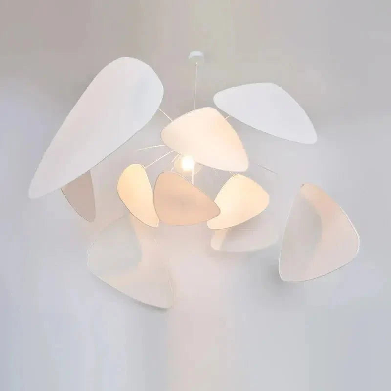 Oaks - Luxurious Chandelier