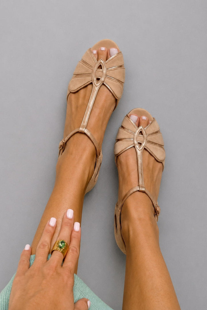 Socorro | Retro Peep Toe T-Strap Sandals